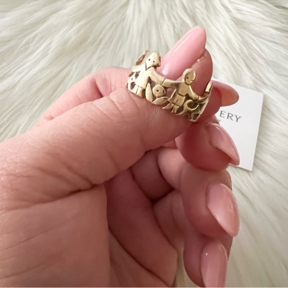 James Avery 14k gold paper dolls boys girls holding hands wide band retired - Picture 5 of 13